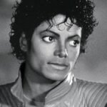 The Essential Michael Jackson: Piano/Vocal/chords